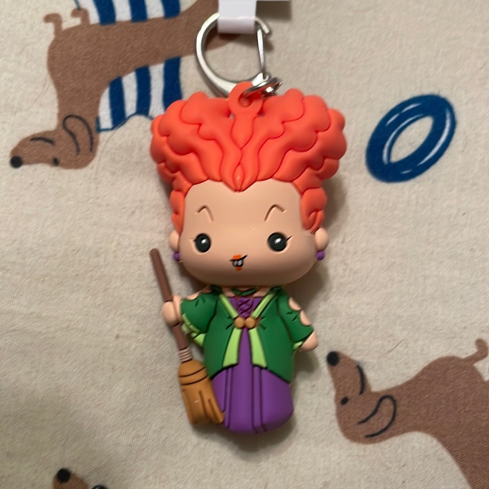 Hocus Pocus Winifred Sanderson key chain